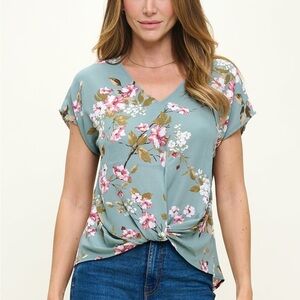 Stitch Fix West K Knot Front Short Sleeve Blouse Small